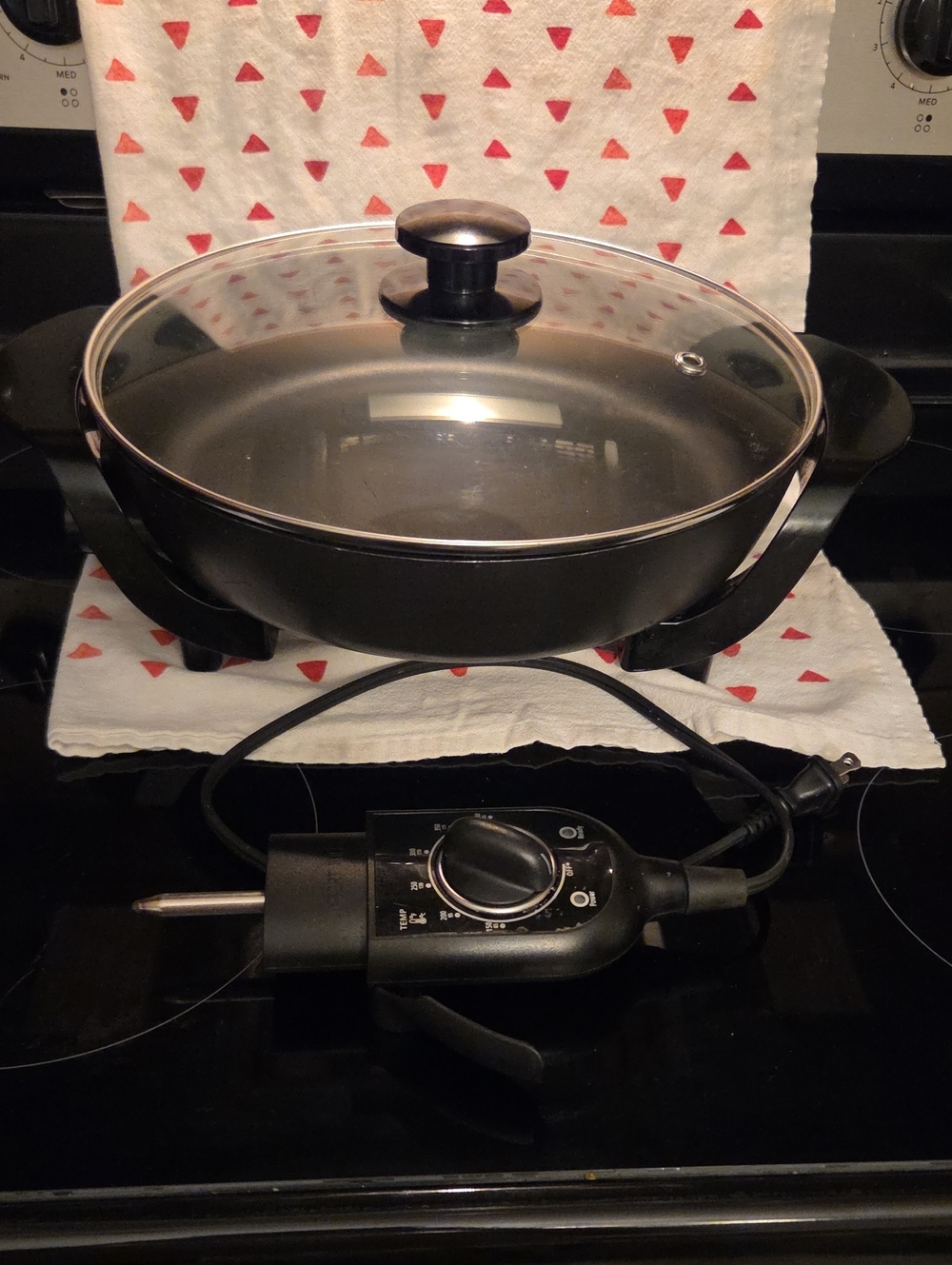 12 Inch Electric Skillet with Glass Lid - Black